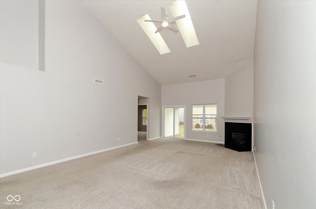 12140 Black Hills Drive, Fishers, IN 46038