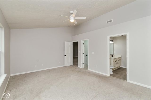 12140 Black Hills Drive, Fishers, IN 46038