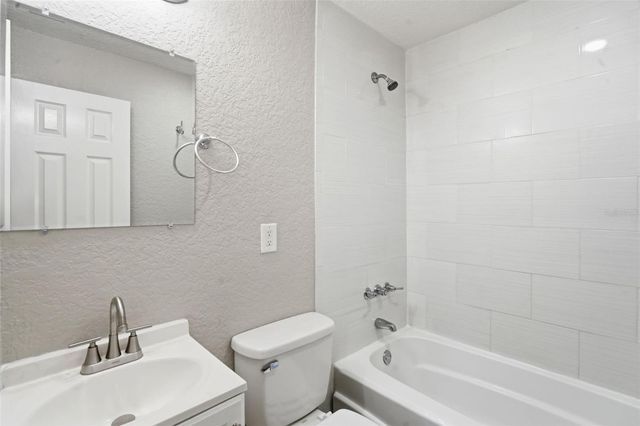 32730 BLOSSOM LANE, Leesburg, FL 34788