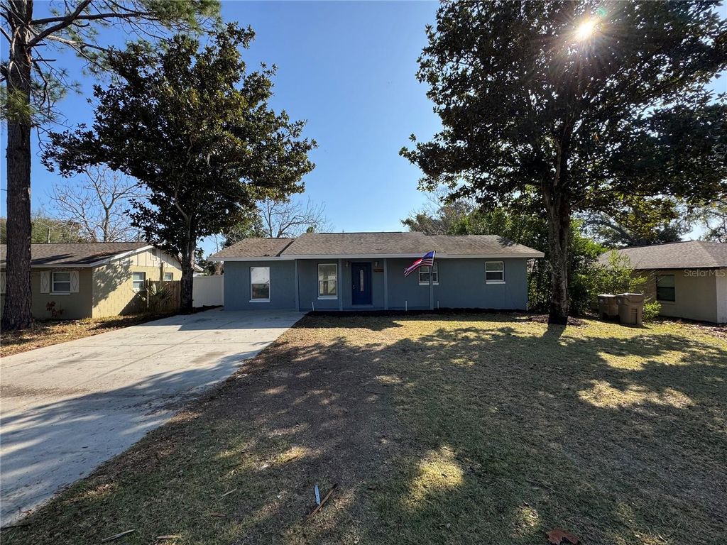 32730 BLOSSOM LANE, Leesburg, FL 34788