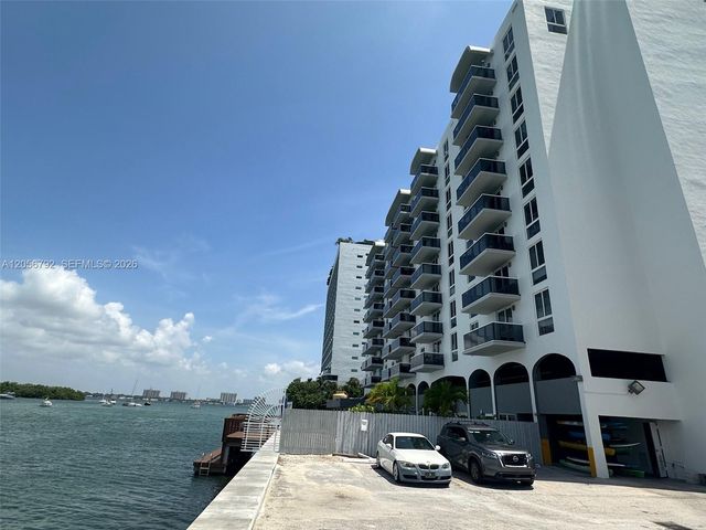 7928 W Dr 504 504, North Bay Village, FL 33141