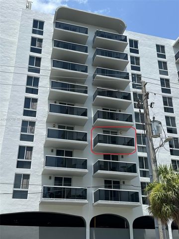 7928 W Dr 504 504, North Bay Village, FL 33141