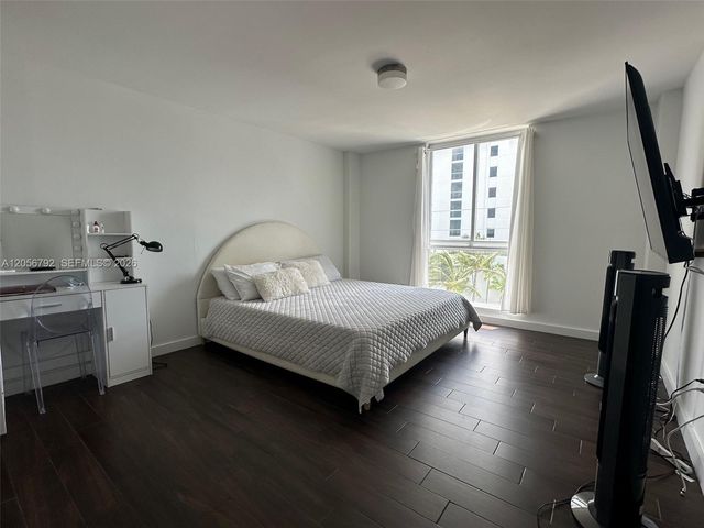 7928 W Dr 504 504, North Bay Village, FL 33141