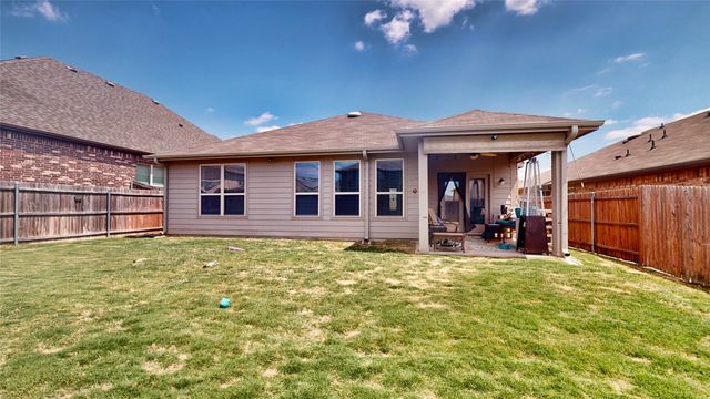 3716 Harbour Mist Trail, Denton, TX 76208