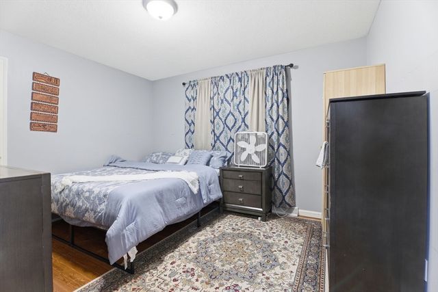 76 Kane Brothers Cir, Westfield, MA 01085