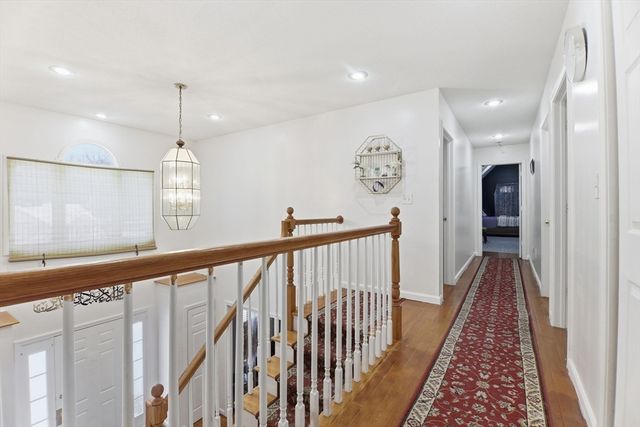 76 Kane Brothers Cir, Westfield, MA 01085