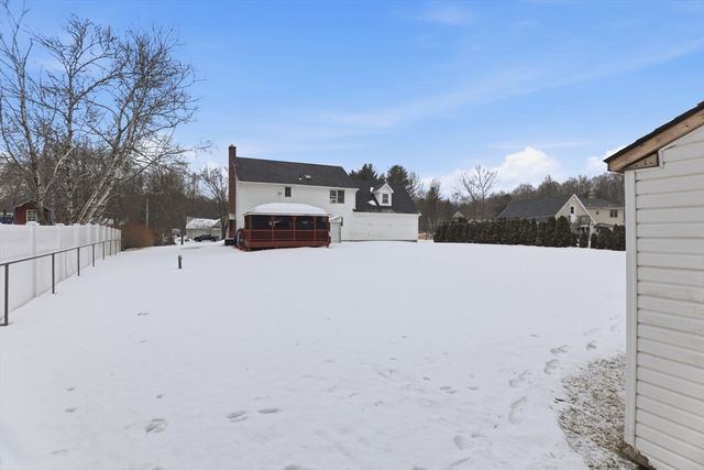 76 Kane Brothers Cir, Westfield, MA 01085