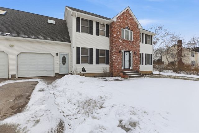76 Kane Brothers Cir, Westfield, MA 01085