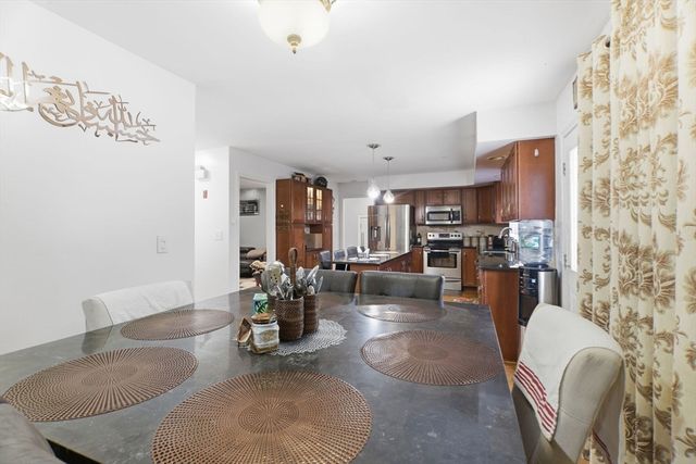 76 Kane Brothers Cir, Westfield, MA 01085