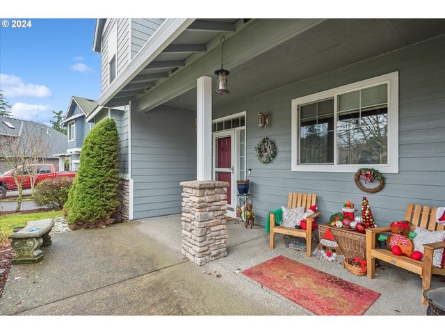 1676 Ne 2ND Ave, Hillsboro, OR 97124