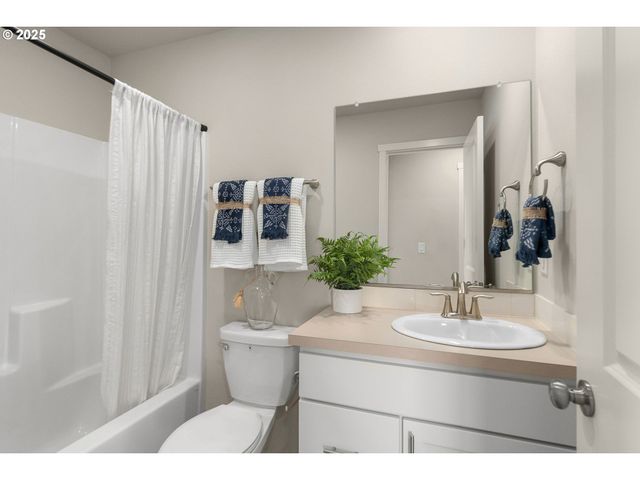 31700 Turel Dr, North Plains, OR 97133