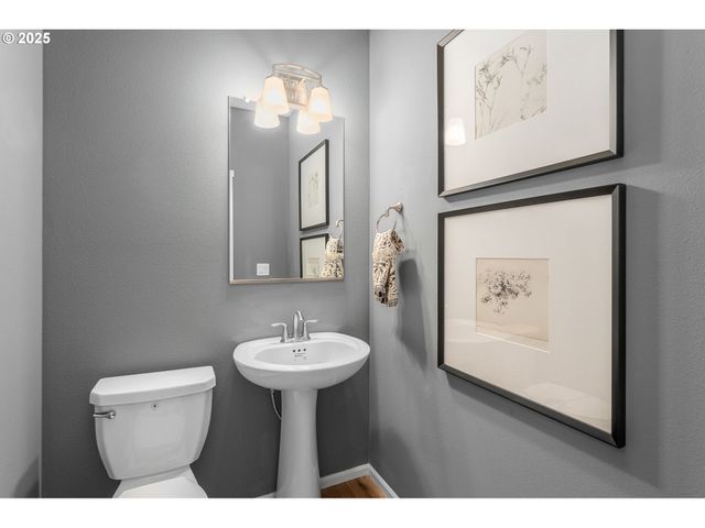 31700 Turel Dr, North Plains, OR 97133