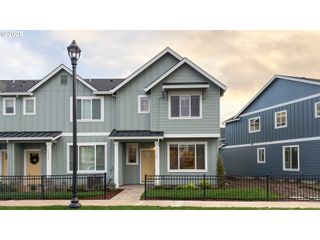 31700 Turel Dr, North Plains, OR 97133