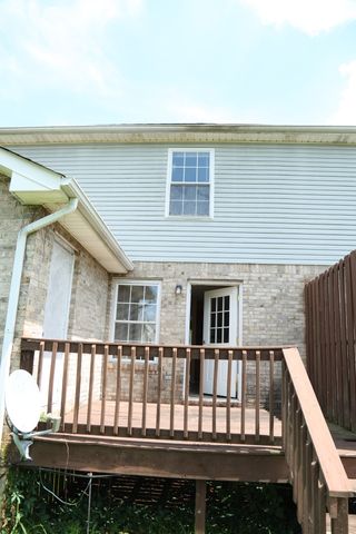 394E Jack Miller Blvd E, Clarksville, TN 37042