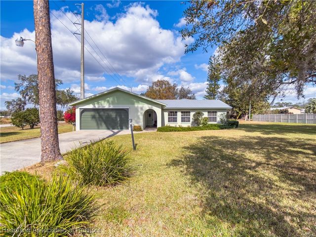 4904 Cricket Drive, Sebring, FL 33876