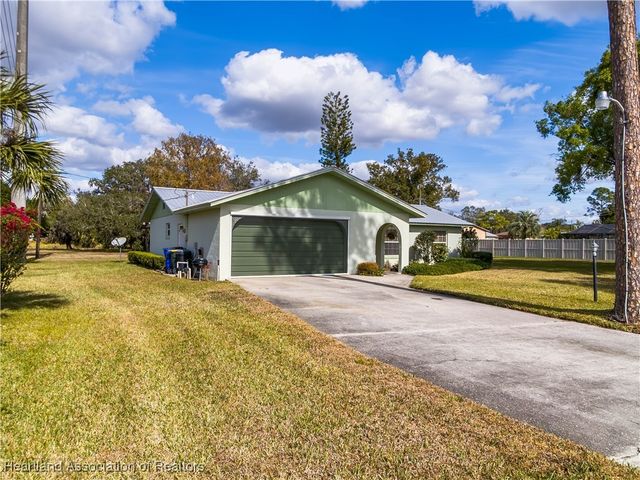 4904 Cricket Drive, Sebring, FL 33876