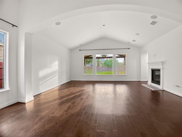 1505 Long Shadow LN, Georgetown, TX 78628