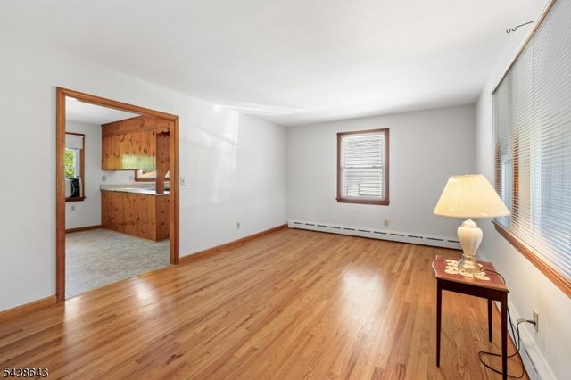623 1St Ave, Raritan Boro, NJ 08869