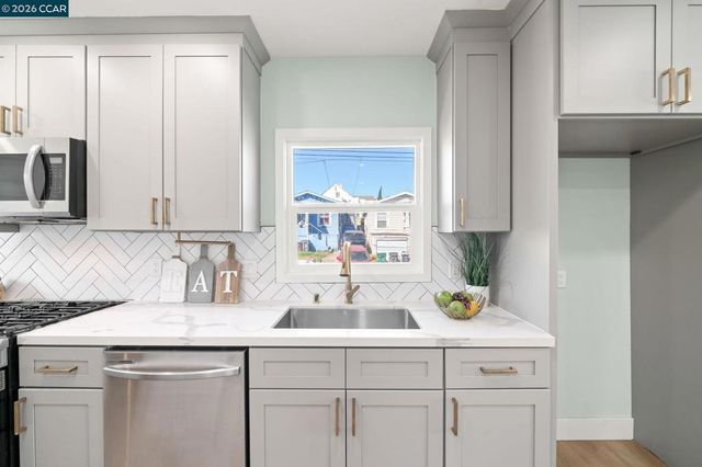 2549 78Th Ave, Oakland, CA 94605