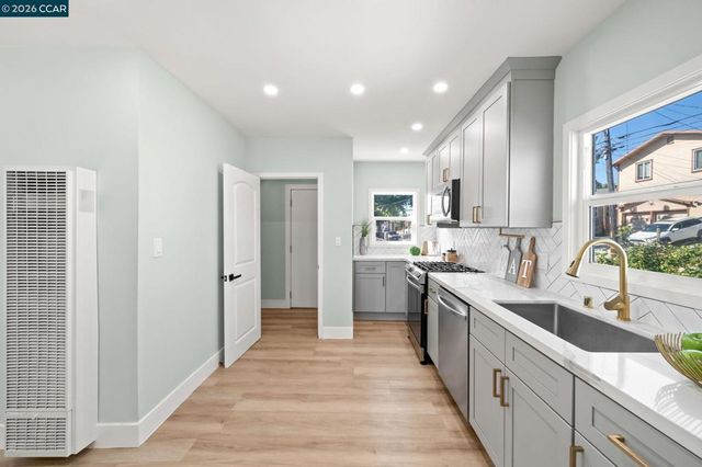 2549 78Th Ave, Oakland, CA 94605