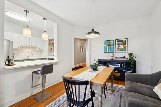 5253 N WINTHROP Avenue 2, Chicago, IL 60640