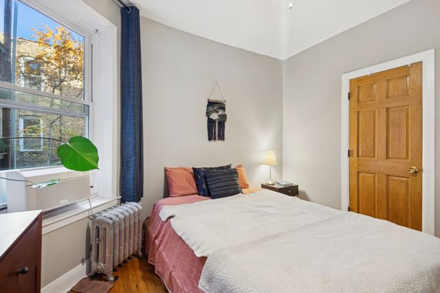 5253 N WINTHROP Avenue 2, Chicago, IL 60640