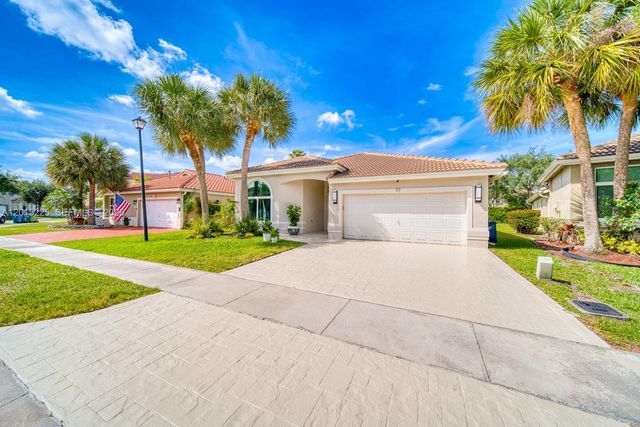 77 Gables Blvd, Weston, FL 33326