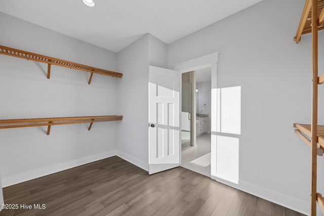 296 Aurora Place, Hampstead, NC 28443