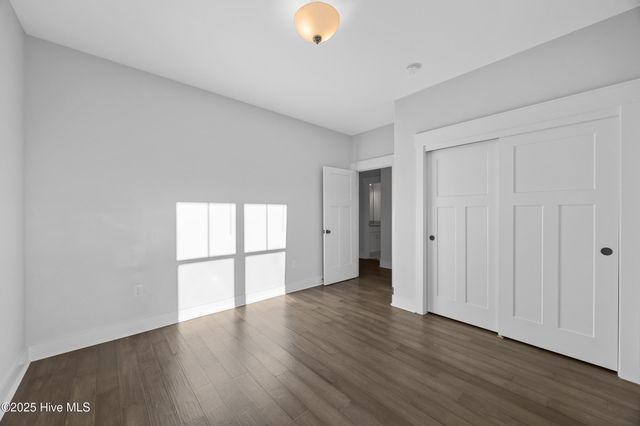 296 Aurora Place, Hampstead, NC 28443