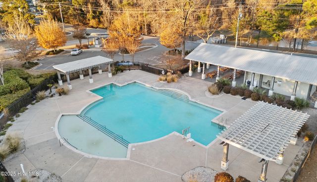 296 Aurora Place, Hampstead, NC 28443