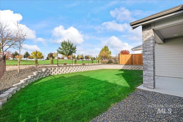 12014 W Zamalek Ct, Kuna, ID 83634