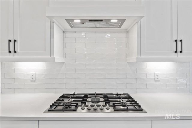 12014 W Zamalek Ct, Kuna, ID 83634