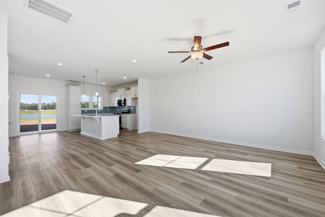 161 River Birch Dr., Loris, SC 29569