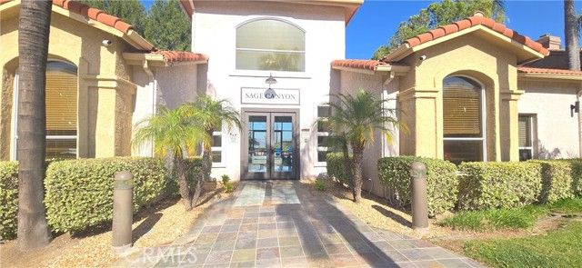 2525 San Gabriel Way 107, Corona, CA 92882