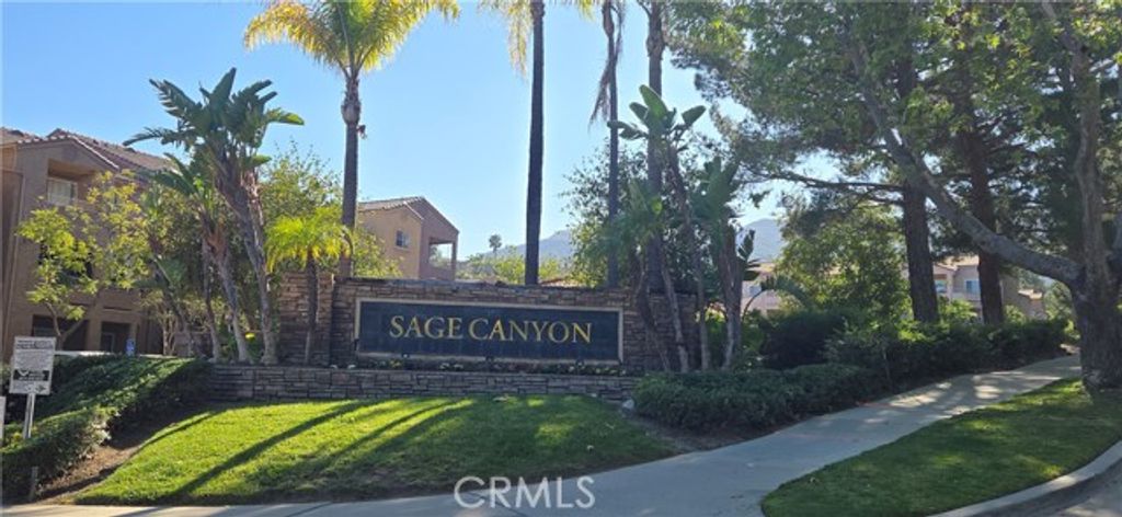 2525 San Gabriel Way 107, Corona, CA 92882