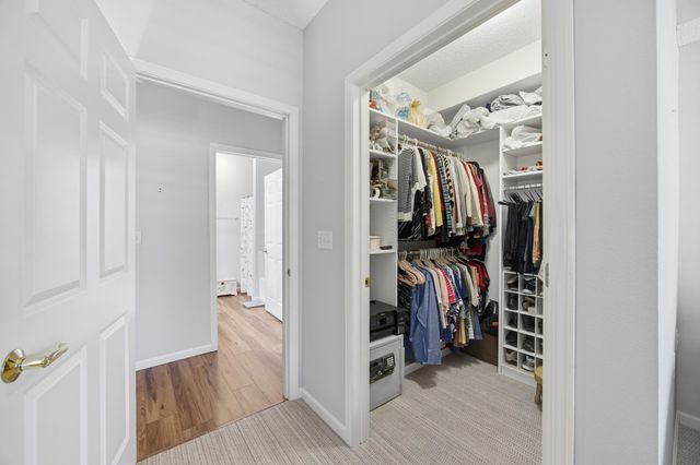 3800 85th Avenue N 117, Brooklyn Park, MN 55443