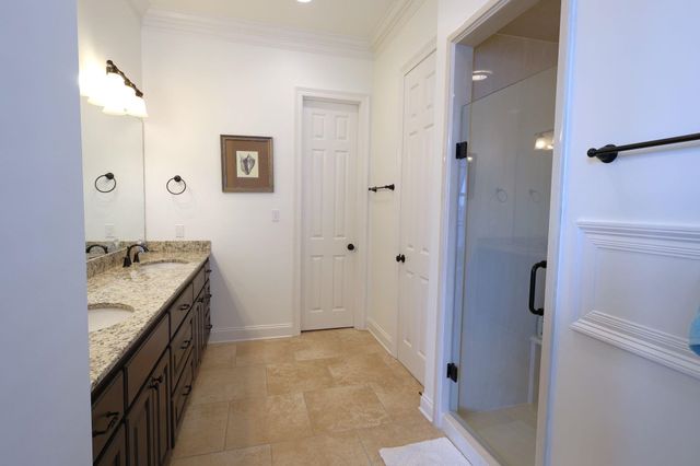 131 Melancon St, Golden Meadow, LA 70357