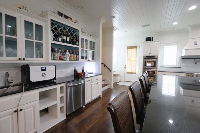 131 Melancon St, Golden Meadow, LA 70357