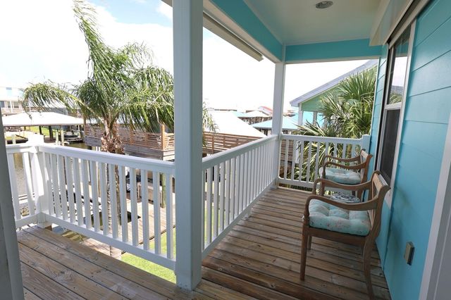 131 Melancon St, Golden Meadow, LA 70357