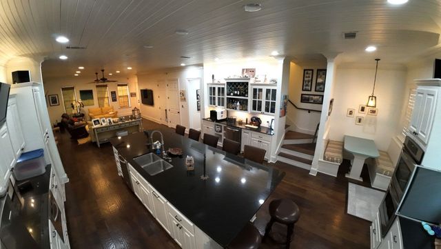 131 Melancon St, Golden Meadow, LA 70357