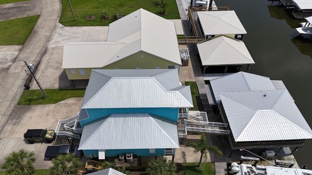 131 Melancon St, Golden Meadow, LA 70357