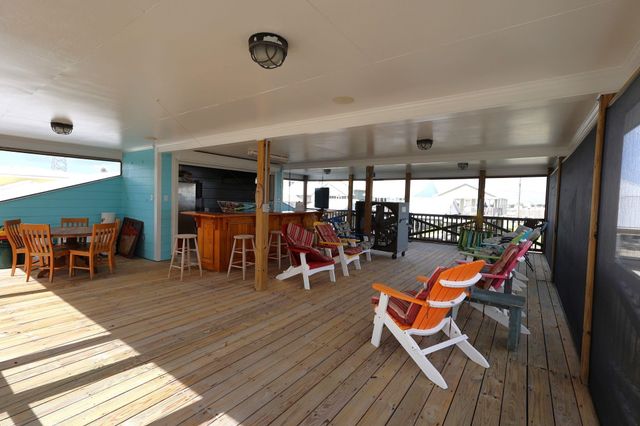 131 Melancon St, Golden Meadow, LA 70357