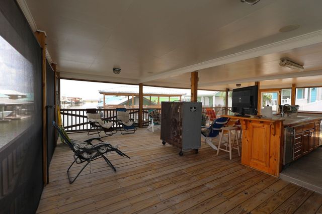 131 Melancon St, Golden Meadow, LA 70357