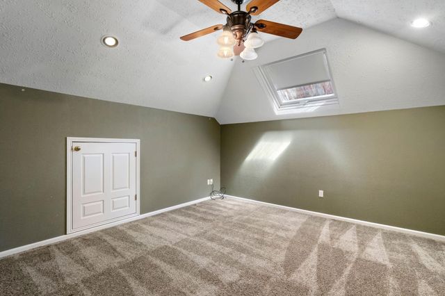 19 Terrell Trail Court, Conroe, TX 77385