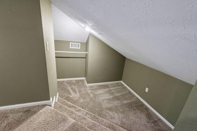 19 Terrell Trail Court, Conroe, TX 77385