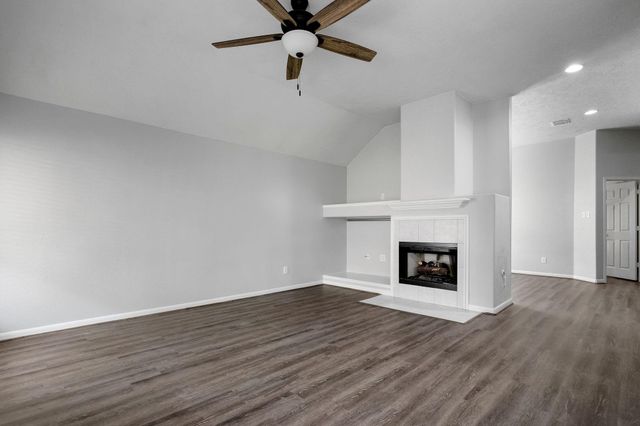 19 Terrell Trail Court, Conroe, TX 77385