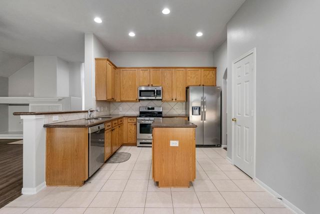 19 Terrell Trail Court, Conroe, TX 77385