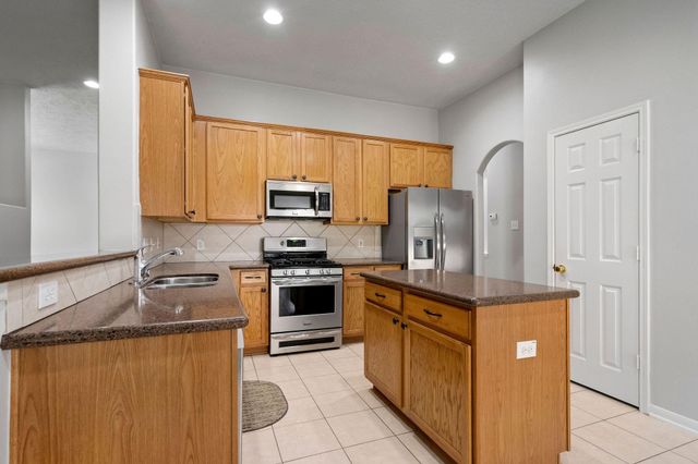 19 Terrell Trail Court, Conroe, TX 77385