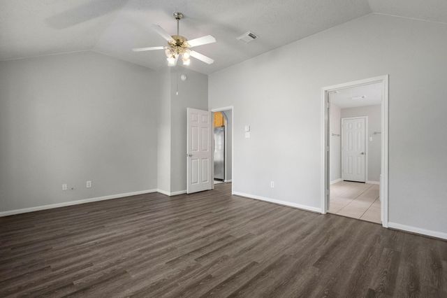 19 Terrell Trail Court, Conroe, TX 77385