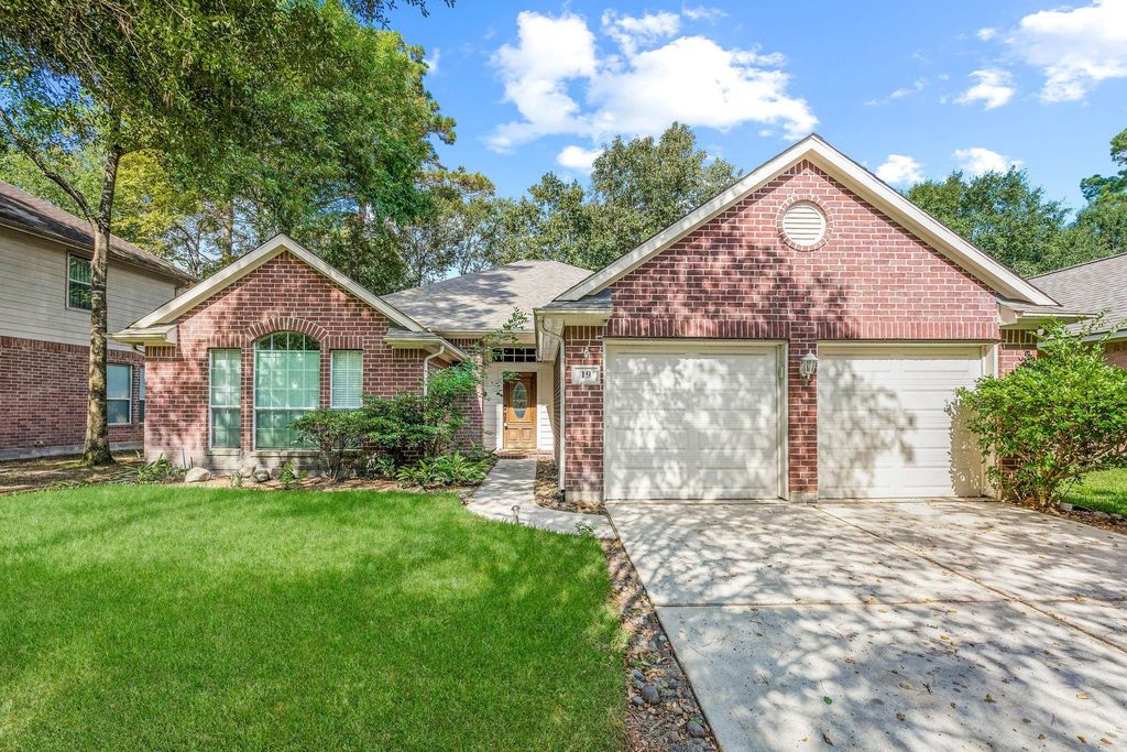 19 Terrell Trail Court, Conroe, TX 77385